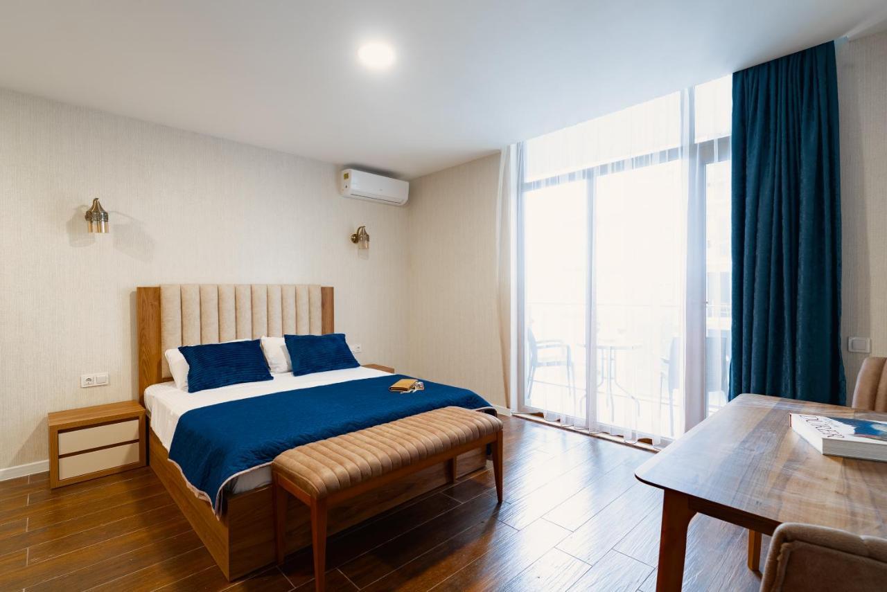 G-Point New Beach Batumi Exterior photo