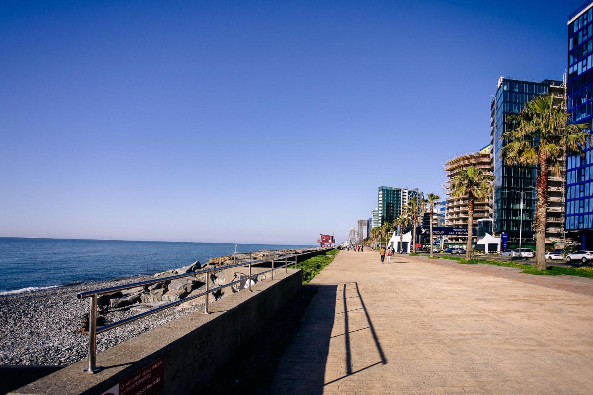 G-Point New Beach Batumi Exterior photo